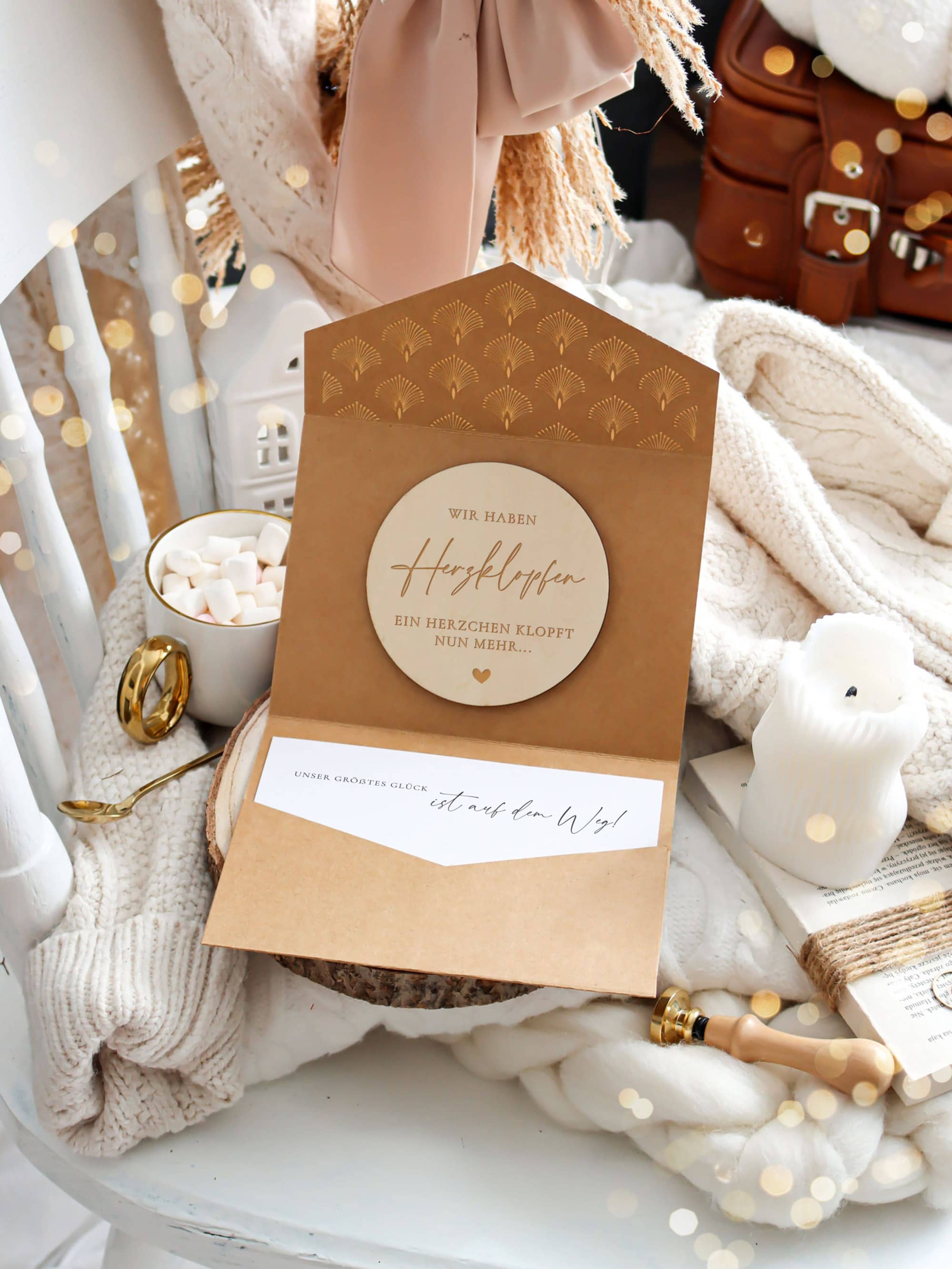 schwangerschaft verkünden holz wir haben herzklopfen ein herzchen klopft nun mehr karte jolicoon